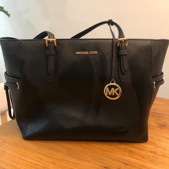 Michael Kors Bag - Picture 3 of 3